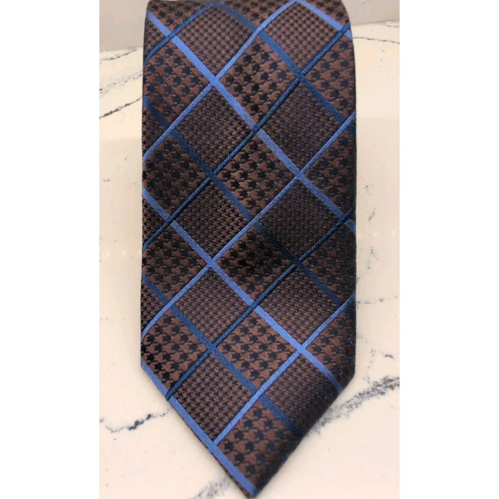 Jos A Bank 1905 Blue Brown Houndstooth Silk Tie Skinny 2.75